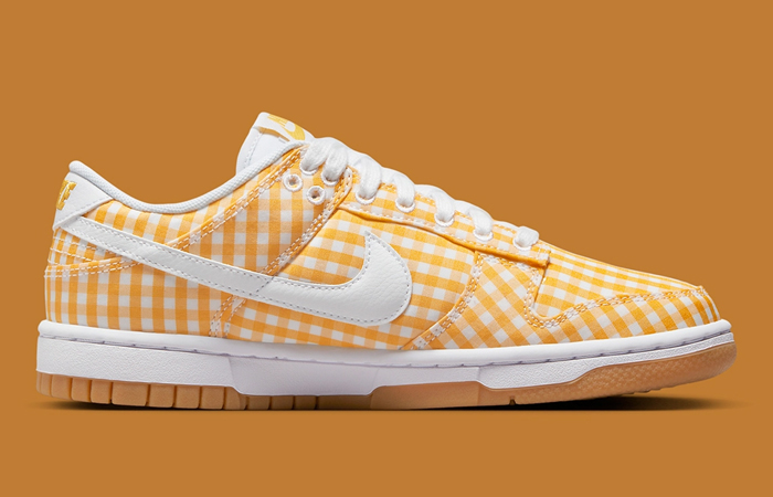Nike Dunk Low Yellow Gingham DZ2777 700 right