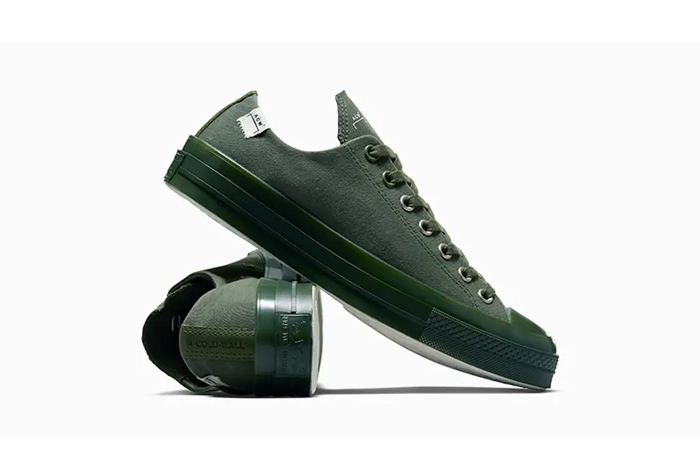 A COLD WALL x Converse Chuck 70 Low Green A06688C lifestyle right