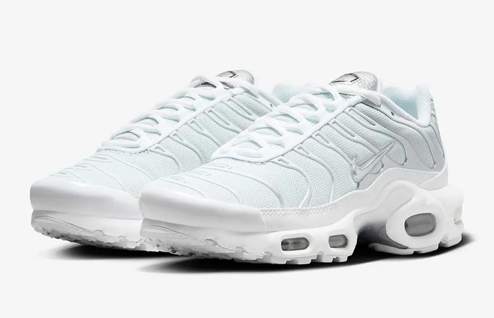 Nike TN Air Max Plus White Metallic Silver FV0952 100 front corner