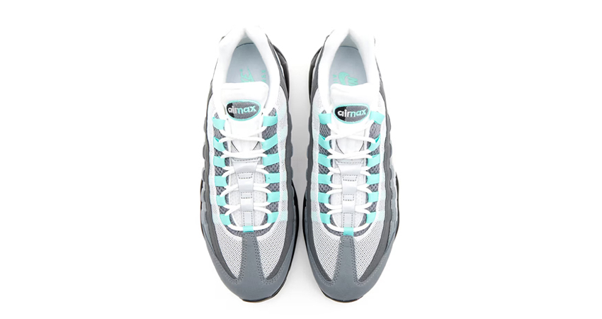 First Look Of The Nike Air Max 95 Hyper Turquoise up