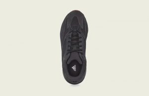 Yeezy Boost 700 Utility Black FV5304 up