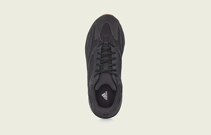 Yeezy Boost 700 Utility Black FV5304 up