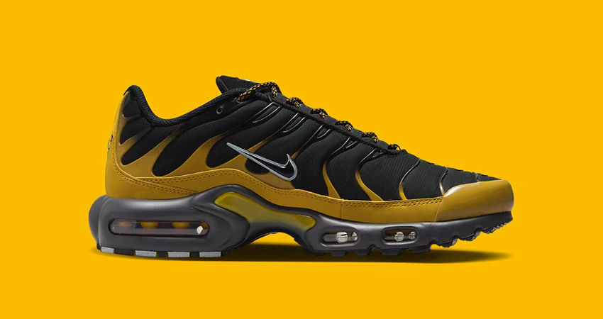 The Nike Air Max Plus Adorns A Black And University Gold Colourway right