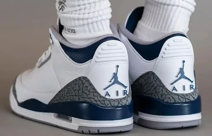 Air Jordan 3 Midnight Navy CT8532-140 - Where To Buy - Fastsole