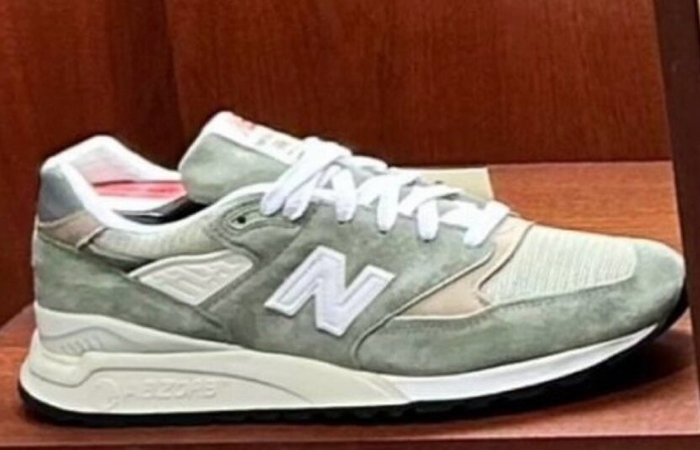 New Balance 998 Made In USA Olive U998GT lifestyle right