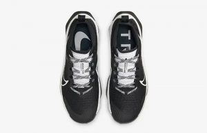 Nike Zegama Trail Running Black White DH0623 001 up
