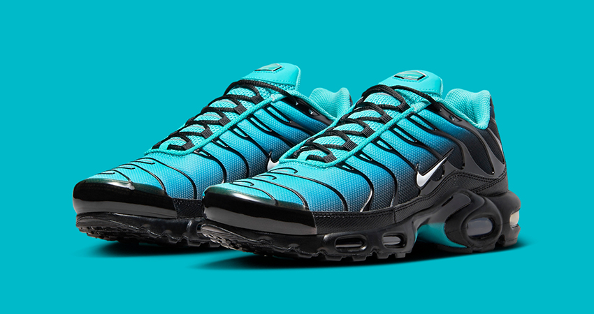 Nike Air Max Plus Marks 25th Anniversary With New Light Retro Edition front corner