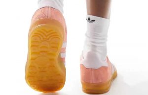 adidas Gazelle Indoor Wonder Clay IE2946 onfoot back