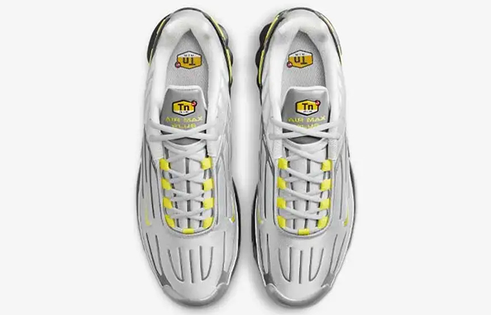 Nike TN Air Max Plus 3 Metallic Silver Yellow FZ4623 001 up