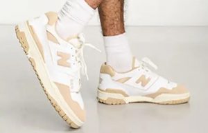 New Balance 550 Driftwood White BB550NEC onfoot right