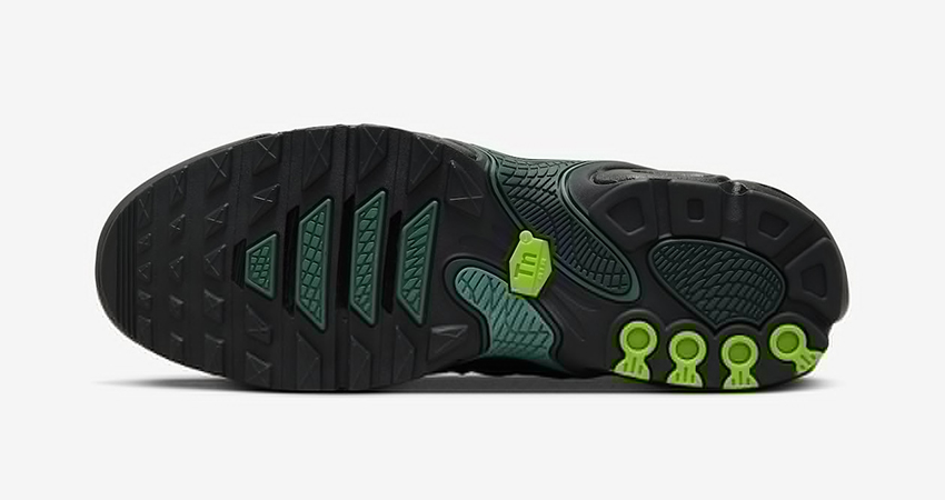 The Nike Air Max Plus Drift Black Vintage Green Drips with Style down