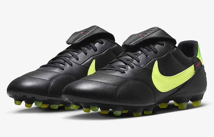Nike Premier 3 FG Low Top Football Boot Black Green Strike HM0265 008 front corner